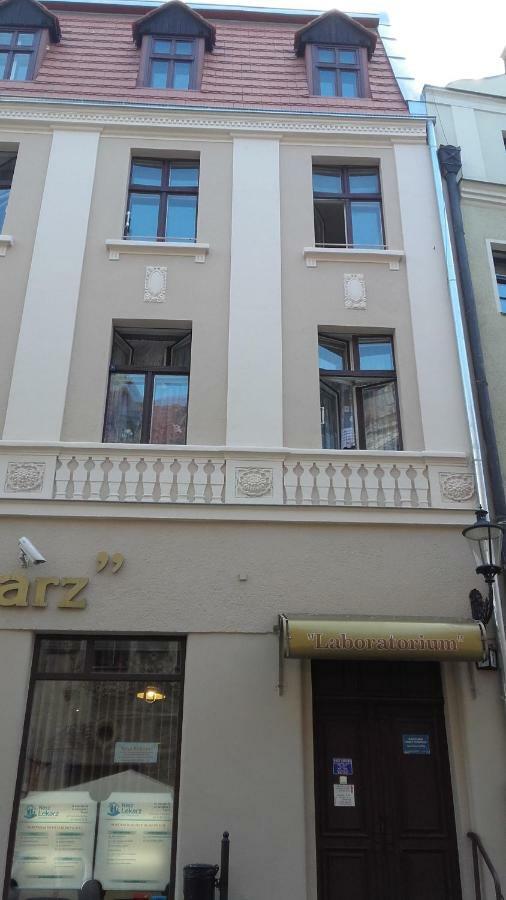 Stary Toruń Apartament Na Szczytnej - Parking מראה חיצוני תמונה