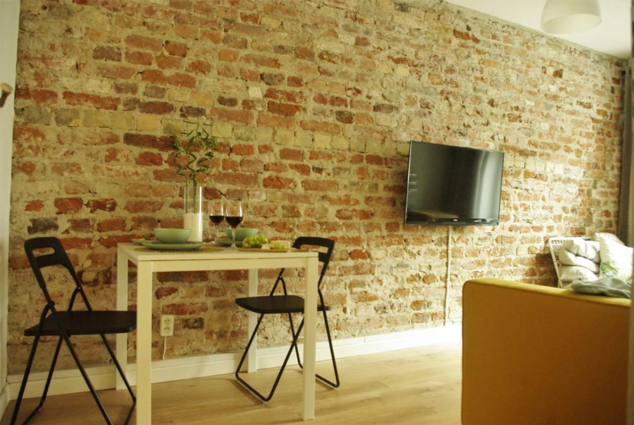 Stary Toruń Apartament Na Szczytnej - Parking מראה חיצוני תמונה